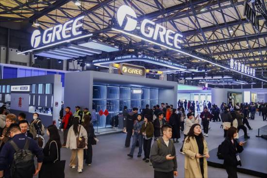 格力亮相AWE2026；真AI重塑家居生活格局。