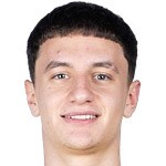  多特蒙德加速年轻化进程，雷贾尼续约在即；18岁中卫迎来关键时刻。 体育新闻