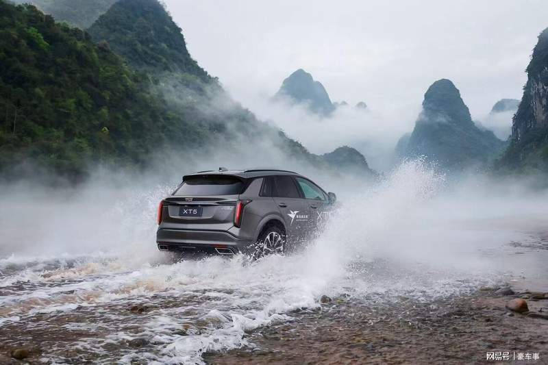 都市精英的春日座驾:凯迪拉克XT5如何平衡审美与实用 汽车科技