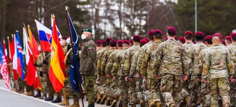  被骂“懦夫”的欧洲终于想通了：与其被人拿捏，不如自己找条活路 新闻