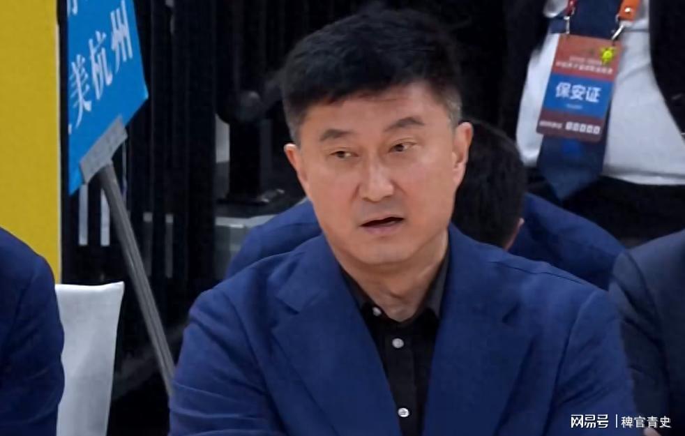  广东华南虎八日之内两度封王：技术拆解卫冕冠军陨落密码 体育新闻